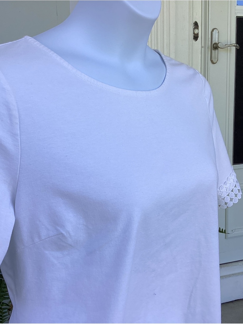 Talbots White Short-Sleeve Top with Crochet-Trim Sleeves LNWOT - Picture 2 of 11